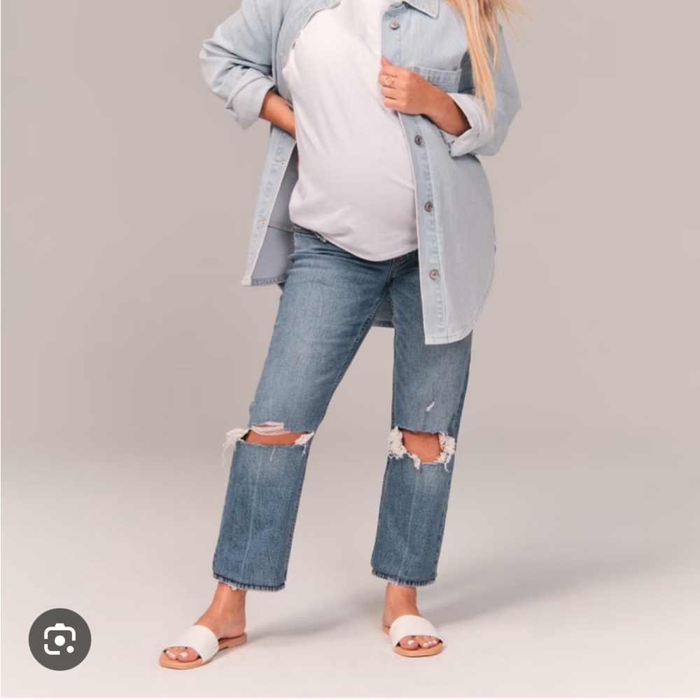 Abercrombie & Fitch Maternity Ankle Straight distressed Denim